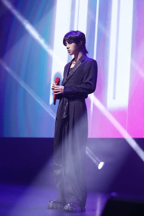 高燃|人类高质量演出现场―华语乐坛领军人物华晨宇的高燃现场