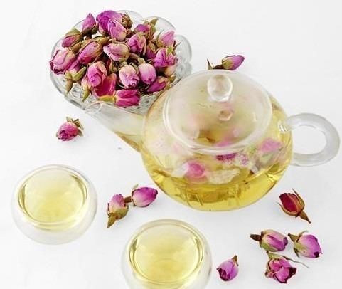 月季|一道防止血液粘稠的小茶方,中老年人常喝可以疏通血脉,调养肝肾