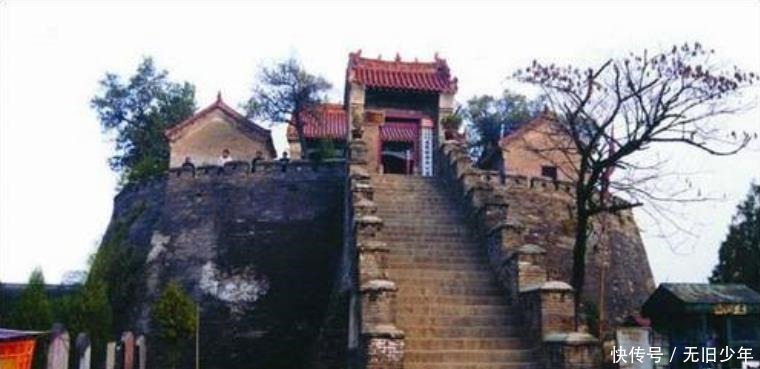 早知|古庙炮轰都纹丝不动, 敌军进庙忙说 早知是您, 打死都不开炮了