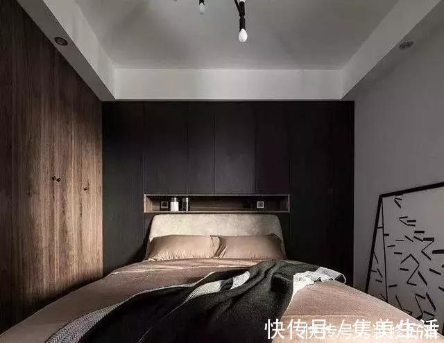 床尾|现在床头墙流行这样设计,连床头柜不用买了,实用不止一点点