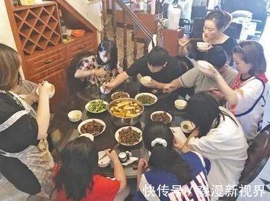 龚玲军|“超强舅舅”带8个外甥过暑假火了,每顿6斤米,1月顶1年口粮