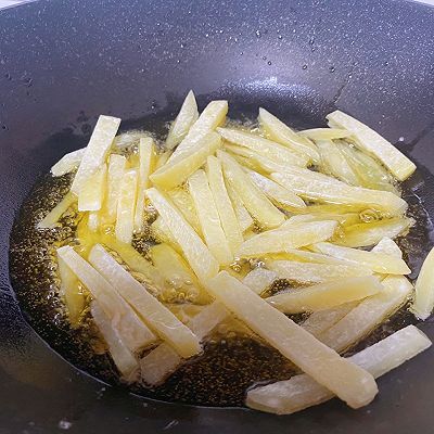 炸土豆条|自制炸土豆条