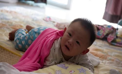 睡眠质量|天气再冷,也别让孩子夜里这么睡,对健康不好还影响发育,要重视