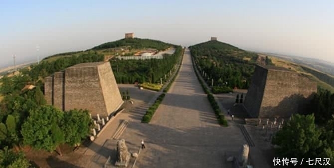 武则天|陵墓宝藏500余吨,盗墓贼挖几十米都找不到入口,只因一铜钱作怪!