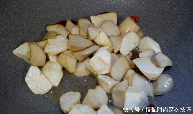 称为|这菜比萝卜清淡,比土豆绵密,营养价值丰富,被称为“水中参”