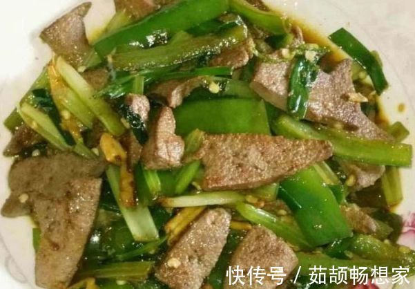 口感|大家喜欢吃的开胃菜，松脆可口，口感细腻，具有护肝清目功效