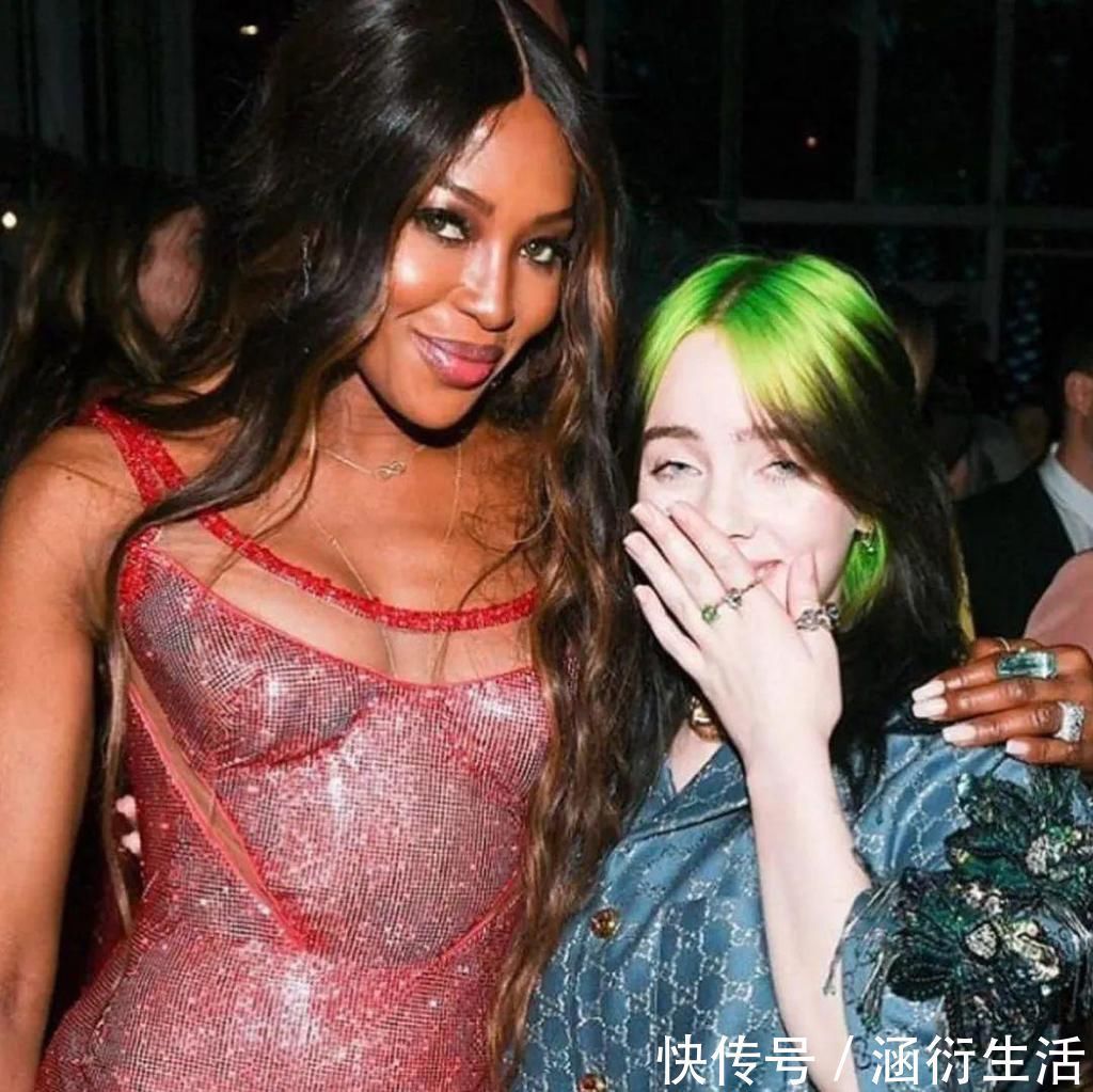 赵小棠 “爆顶染”赵小棠一夜吸赞十几万!丑哭亿万网友的秃头发型,怎么就火了?