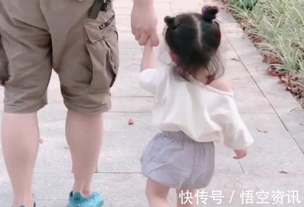 宝宝|“犟脾气宝宝”和奶爸生气火了,网友像极了爱情!