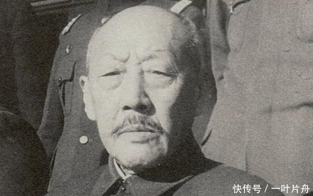 为活命躲在深山30年,病死后被老农发现,从遗物中发现了她的身份!