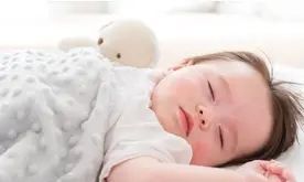 莉莉|宝宝多大能睡“整夜觉”?比家长想的要早,错过了当心天天要哄
