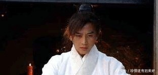 金庸笔下最奇特的七种武功,葵花宝典仅排第三,第一张无忌看不懂!