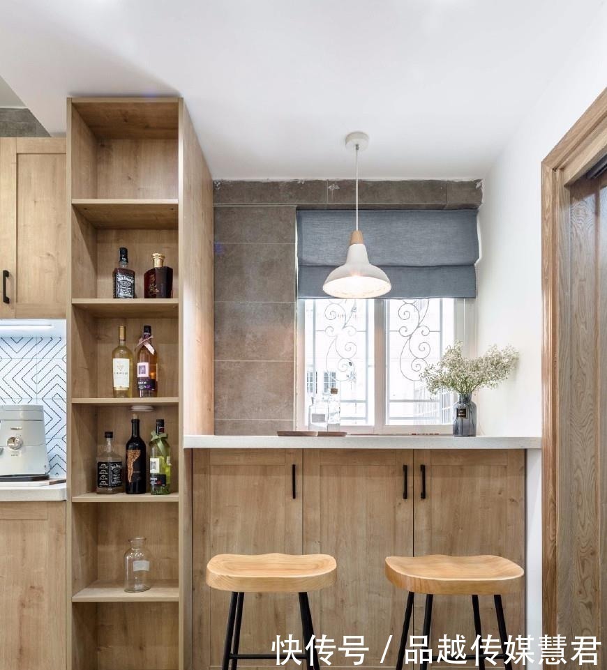 榻榻米床|坚持把沙发墙挖个“洞”,家人不解!完工后都夸我大智若愚!晒晒