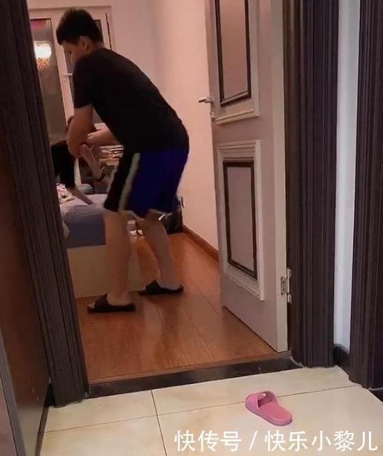 二胎|妹妹偷摸上哥哥床,却被无情扔出房间崩溃大哭,网友心疼一秒