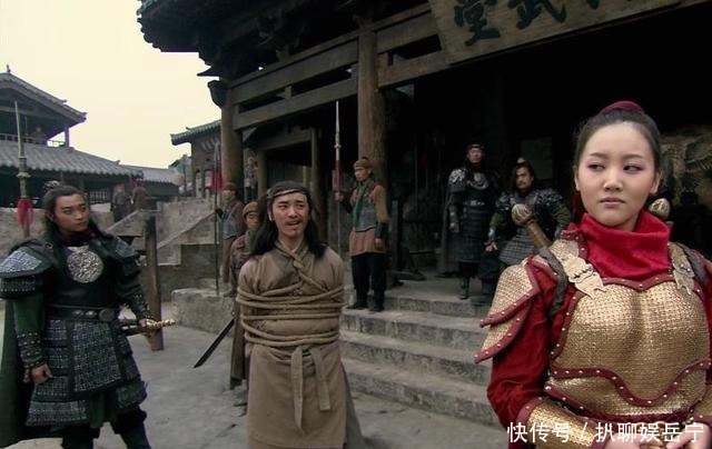 偷鸡摸狗还被称为英雄的只有他,虽然出身卑微,但是立下很多功劳