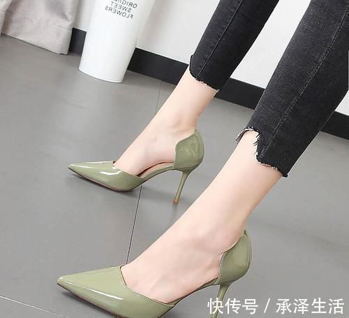 高跟鞋 尖头高跟鞋,无论搭配裙装还是裤装都很有型,谁能不喜欢呢