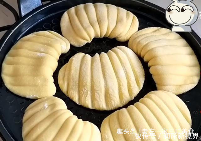 玉米面是宝，教你秘制新吃法，不蒸不煮不炸，出锅全家流口水，香