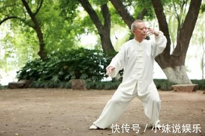 蜂蜜蜂蜜|便秘太难受!不用急,学会这几个小妙招,让排便更一路畅通!