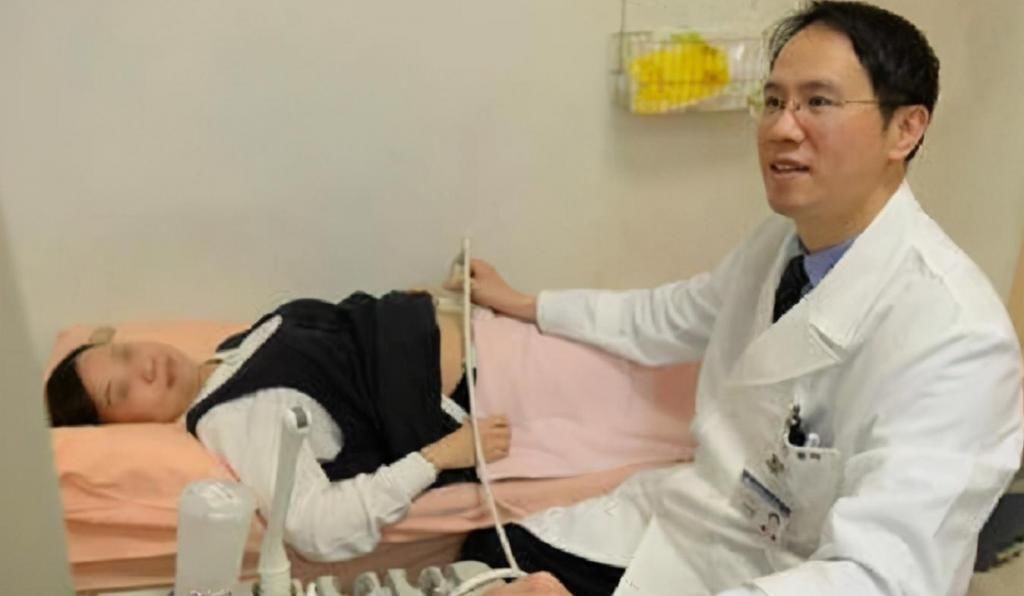 产检|孕妈十次产检,医生每次都说胎儿正常,娃出生后妈妈差点哭瞎双眼