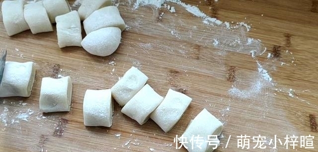 糯米粉|豆浆和糯米粉试试这样做，比雪媚娘还好吃，软糯拉丝放三天也不硬