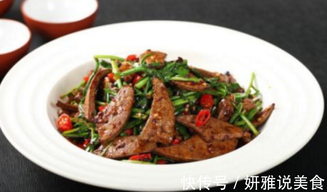 此道菜男人最爱吃，美味可口，最欢迎的下酒菜，家人抢着吃