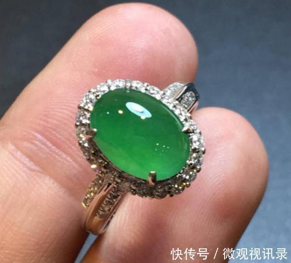 佩戴翡翠戒指,这些事项你要注意