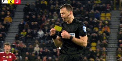 裁判|雪上加霜，多特主帥羅澤不滿判罰怒噴裁判兩黃一紅被罰下場