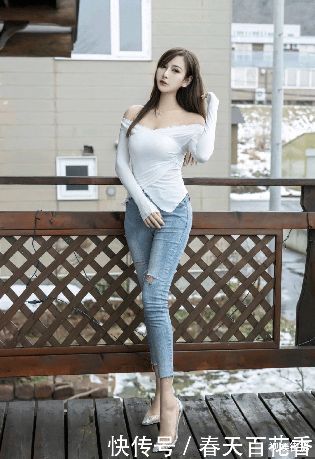 时髦|邻家小妹“时髦”的穿搭,展现都市丽人的清新气质