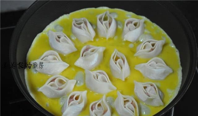 儿子三天两头要吃此早餐,平底锅一烙10分钟就上桌,解馋还顶饱