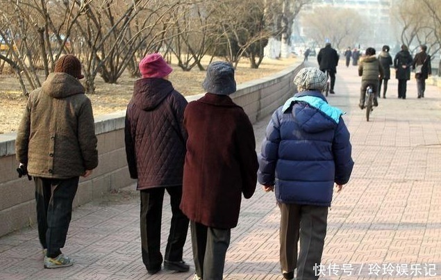 老年人|走路快慢决定寿命？坦白说：50岁后，想长寿，三件事比运动更重要