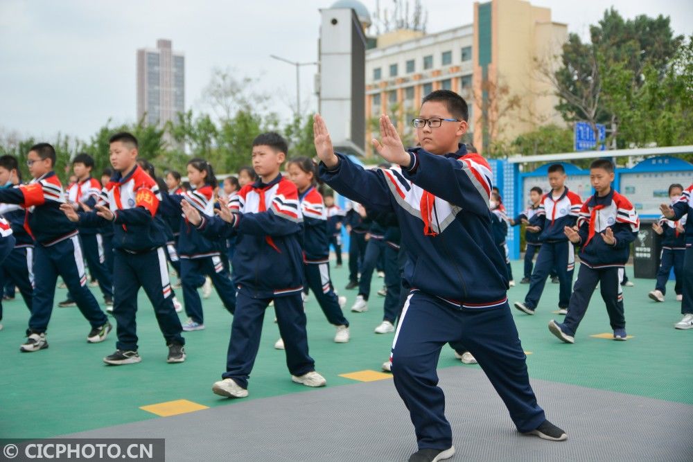 河北邯郸：丰富多彩的课间活动