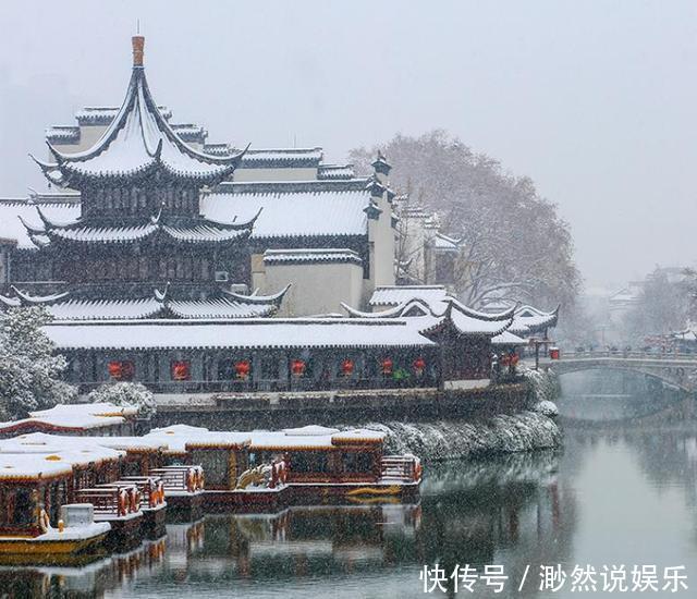 夜景|国内最“个性”城市，曾经改名44次之多，夜景绝美游客众多