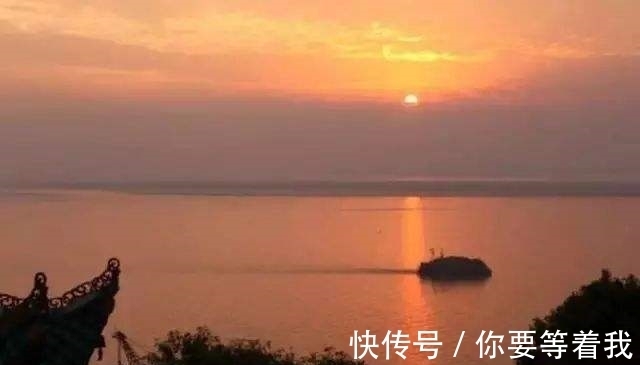 曲中论!诗圣杜甫10首最经典的诗排行,《春望》仅第2,榜首是哪首名作?