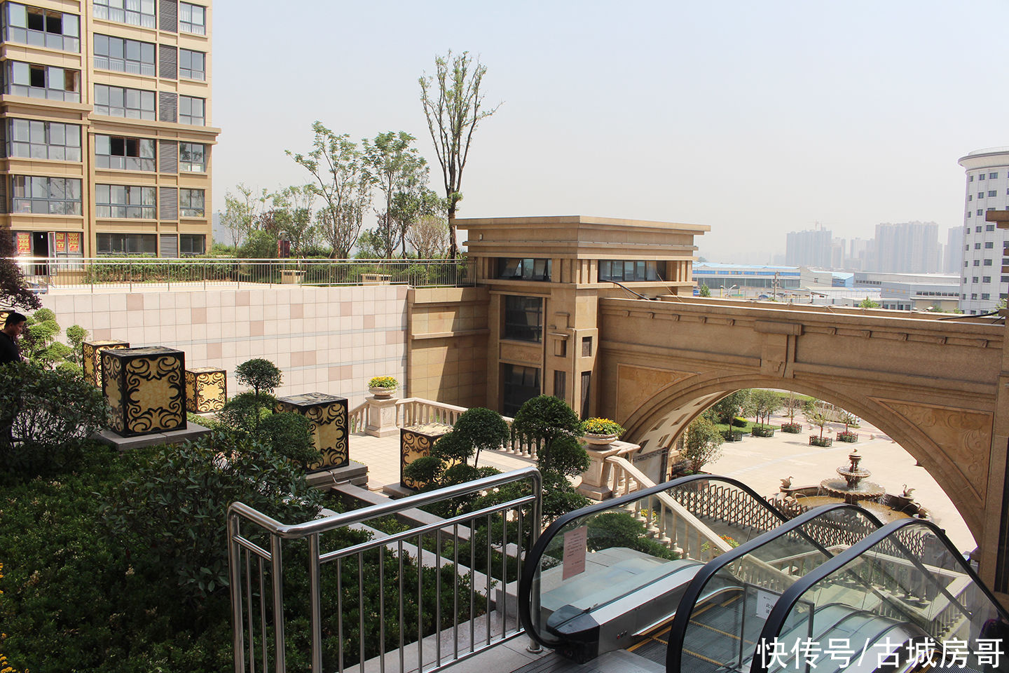 西安|凶猛限价下，西安曲江房价再回13000+