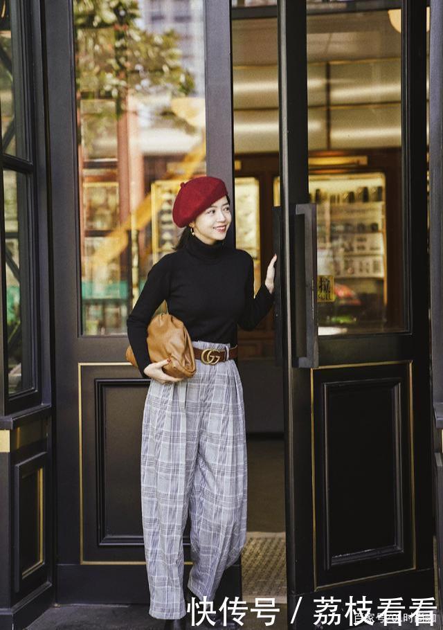 入秋该穿针织衫了,分享4组三木的经典搭配,照着穿想不时髦都难