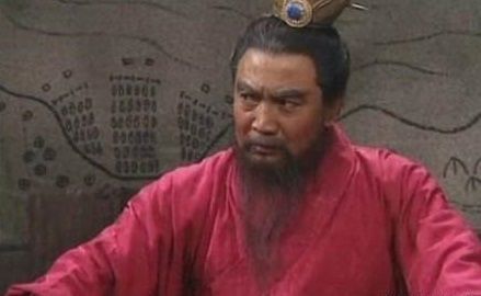 屈居|马超归顺后，应排第一，为何甘愿屈居关羽、张飞、赵云之后排第四