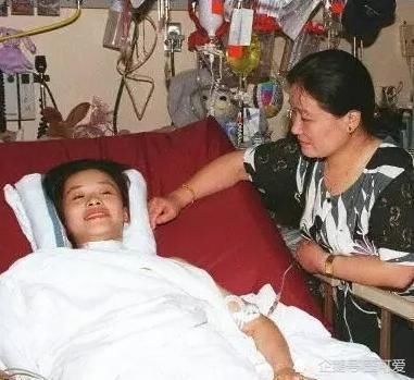 桑兰自曝经济窘迫,一年用2千根导尿管,曾因没钱反复消毒使用