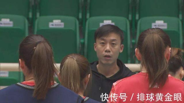 袁心玥|李盈莹恩师被期待,或取代王宝泉参选女排新帅,李岩龙也有机会