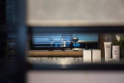 晒晒大舅子家的别墅,时尚的暗金色,真是太耀了