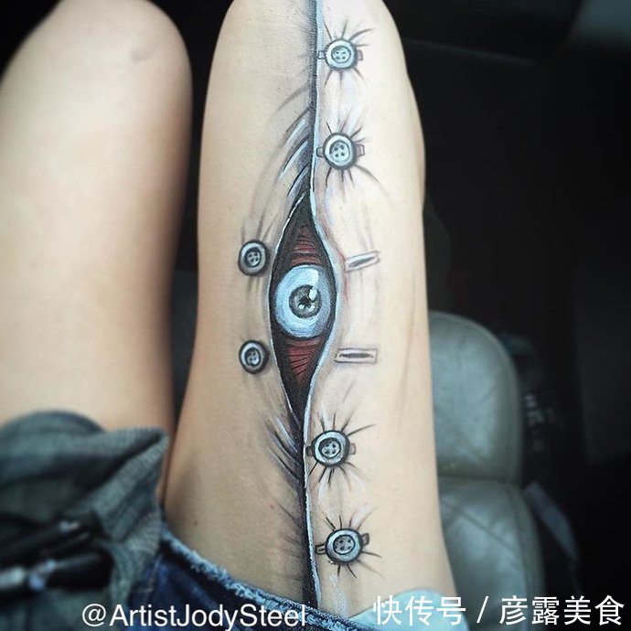 大腿#当她们掀开裙子,露出“惊艳”的大腿时,所有人都看呆了