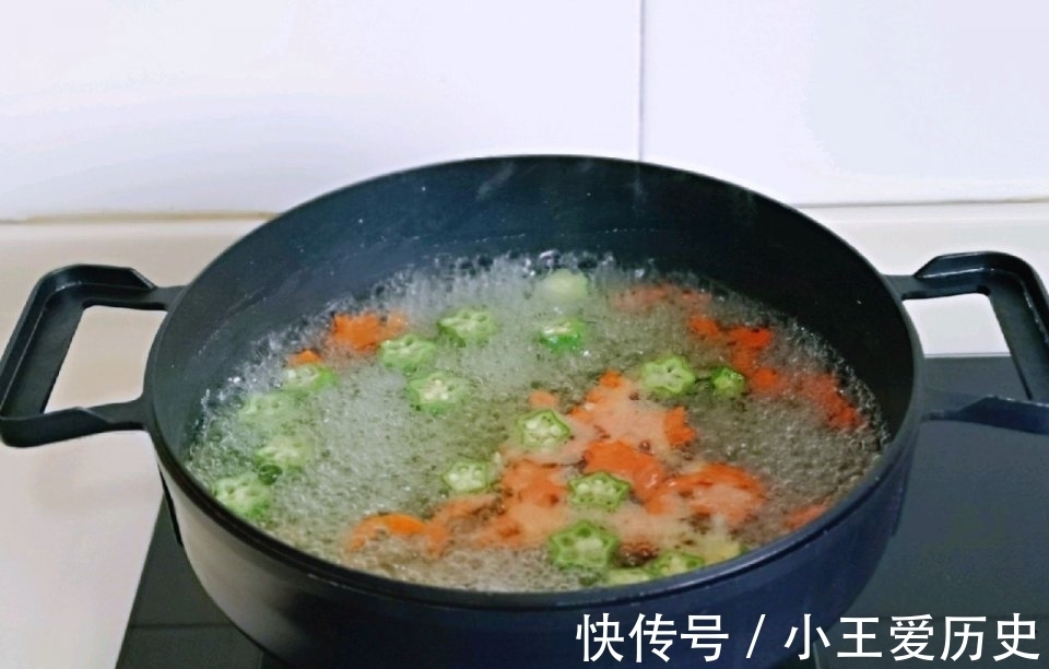豆腐|豆腐这样吃，鲜嫩可口还下饭，不到2块钱，就能做一大盘