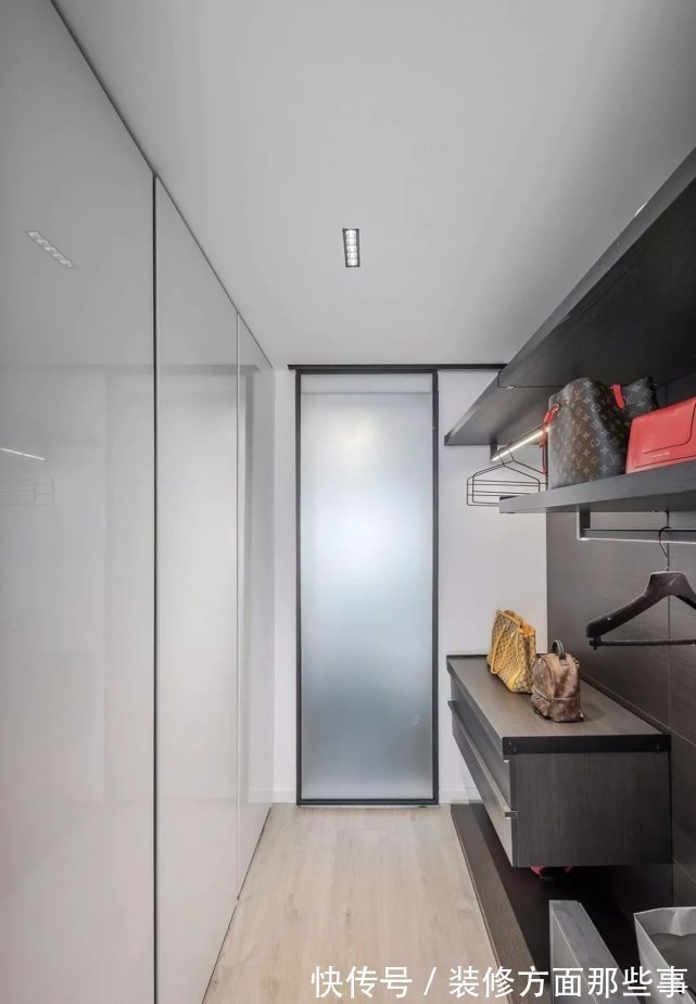 现代|120㎡现代轻奢风开放式设计和朴素的色调,有一种高品质的氛围!