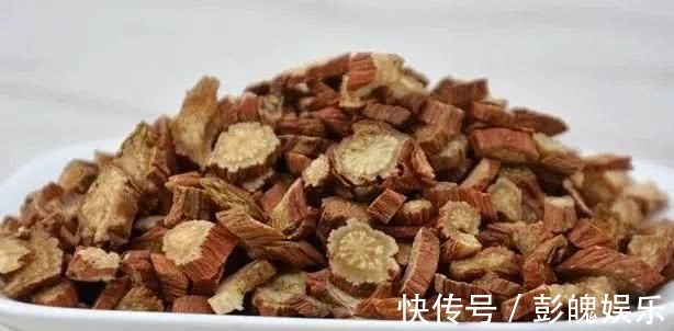 宁心安神|用丹参粉和三七粉泡水喝,对心血管有作用吗,看完心里会明白