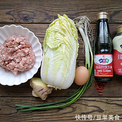 肉卷|百财聚来——清香可口，鲜嫩多汁的白菜卷肉