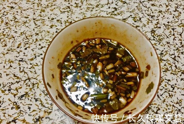 尾部|海螺的尾部到底是螺黄还是螺屎呢?很多人没弄明白,别再分不清