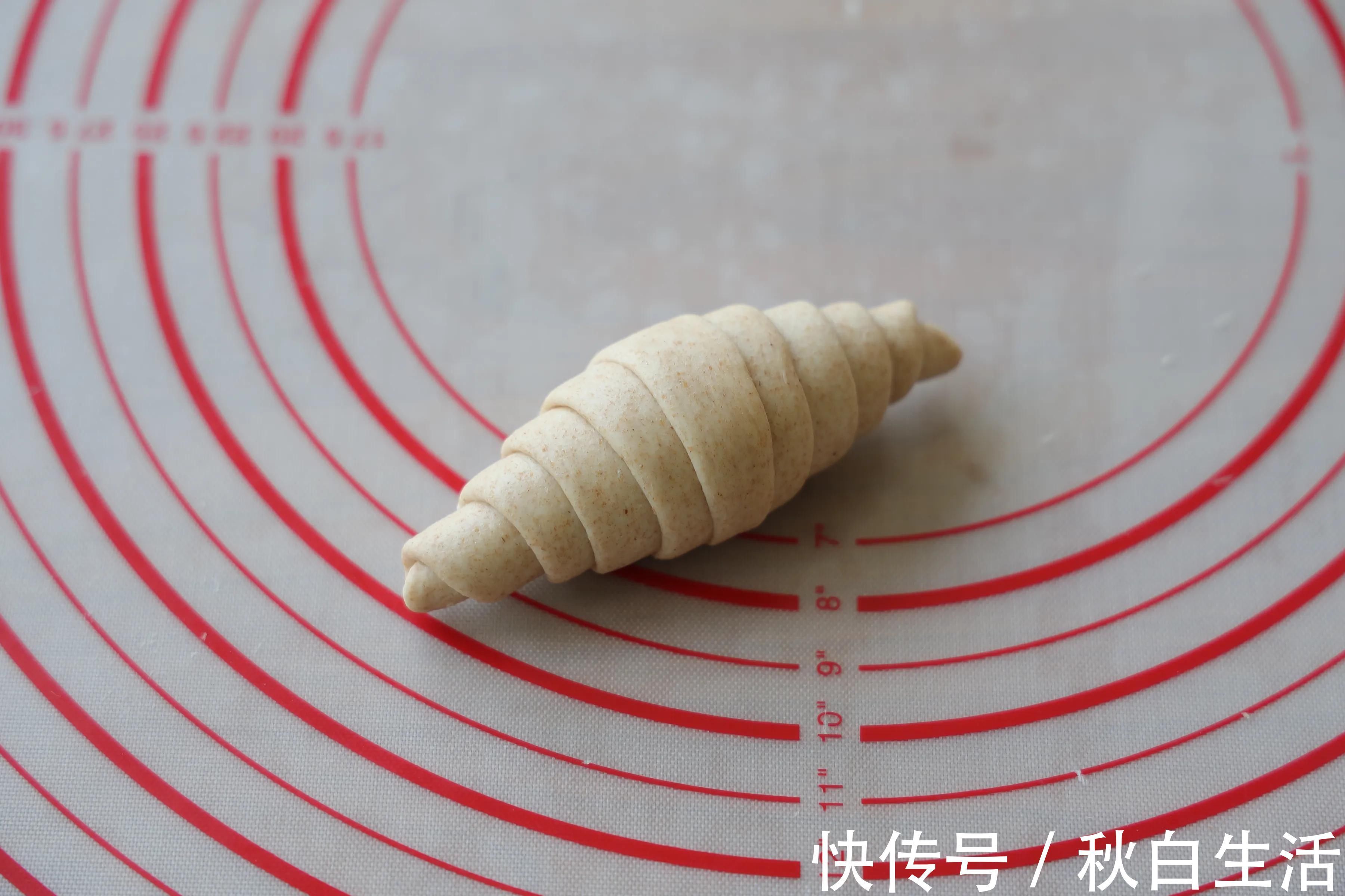 早餐|早餐最爱的日式海盐面包,脆脆的表皮,柔软的内心,一吃就上瘾