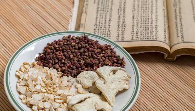 医学启源|此物人们常吃,却不知它“散体内诸经湿寒、温通人体一身阳气”