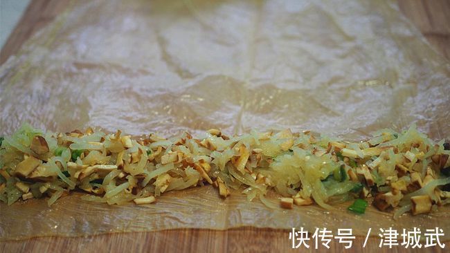 白萝卜|天气转凉,不吃肉也要吃这道菜,清爽不油腻,钙是牛奶的十几倍