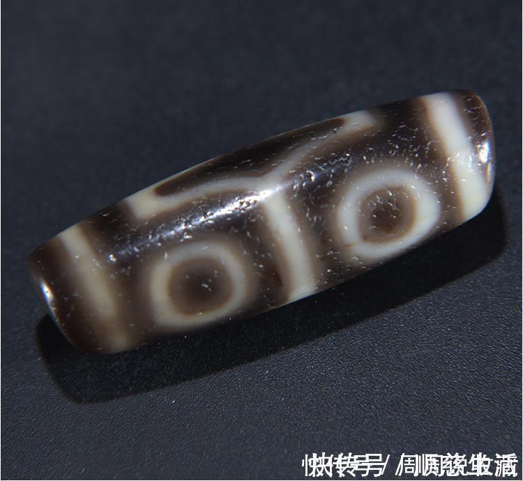 缠丝!别一听见玛瑙就感觉是廉价之物,玛瑙在古珠文化里的地位