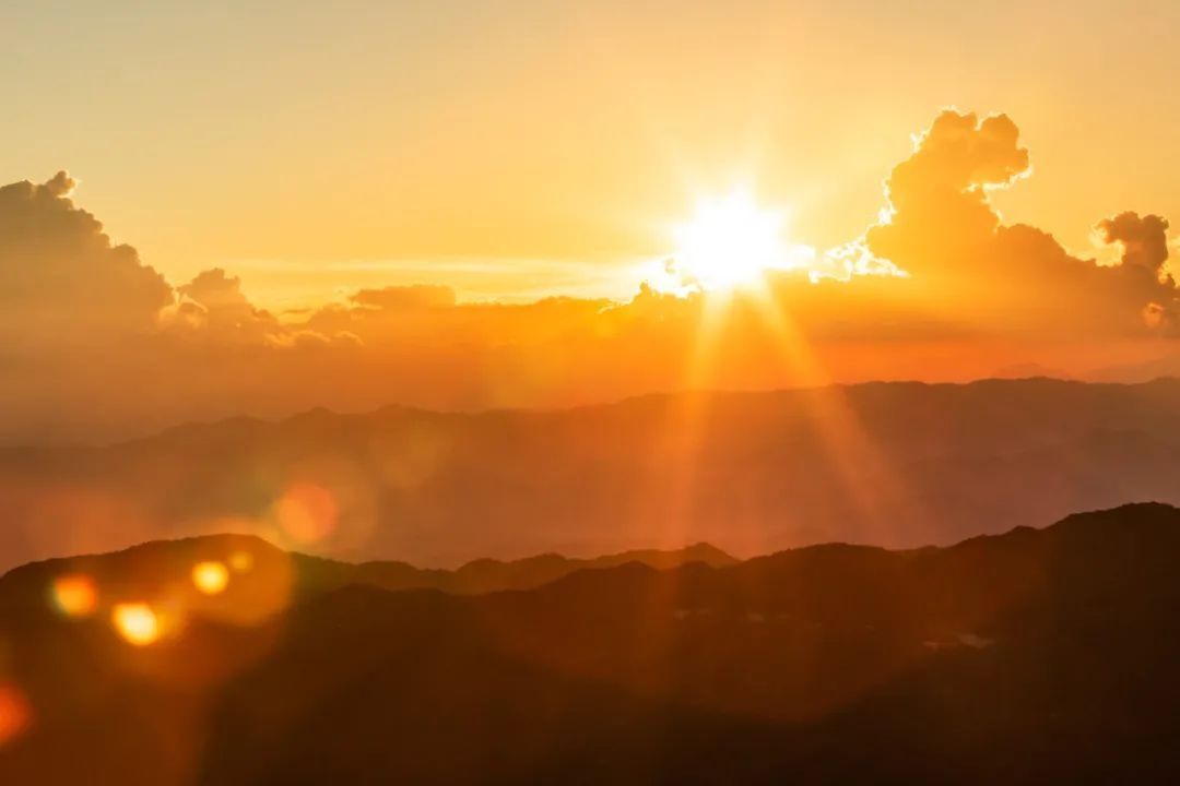 上帝偏爱的山水秘境！日出云海，观星赏花……这个浙南宝地是藏不住啦~