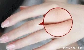 日本变态手霜，效果堪比“换皮”轻轻一抹，双手一夜重回婴儿肌